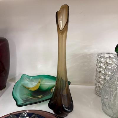 Sale Photo Thumbnail #833: See photos