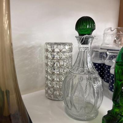 Sale Photo Thumbnail #836: Four pieces