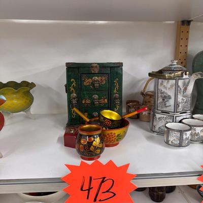 Sale Photo Thumbnail #862: Box, etc.