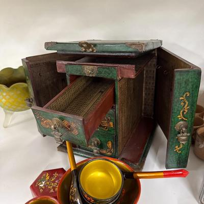 Sale Photo Thumbnail #866: Box, etc.