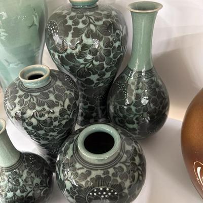 Sale Photo Thumbnail #879: Six items