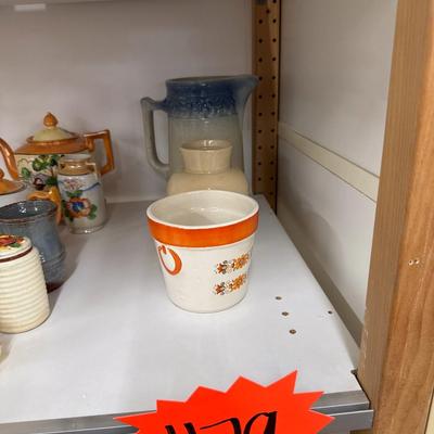 Sale Photo Thumbnail #887: Three items