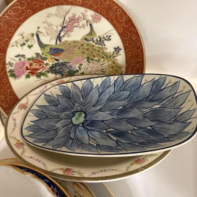 Sale Photo Thumbnail #933: Plates and more