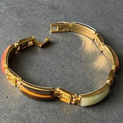 Sale Photo Thumbnail #46: See attached pictures