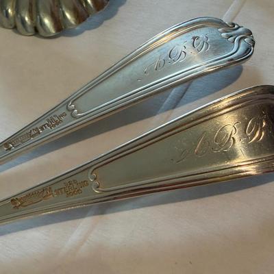 Sterling Lot - Flatware / Table Setting Items - Monogrammed or Mismatched 306g