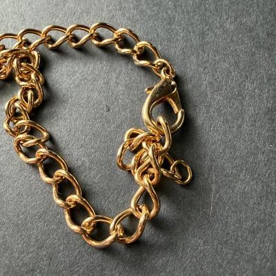 Sale Photo Thumbnail #107: See attached pictures