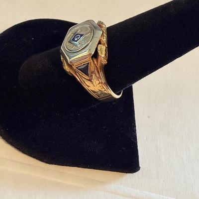 14k Gold Men’s Masonic Ring Size 10 - 10 grams