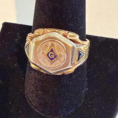 14k Gold Men’s Masonic Ring Size 10 - 10 grams