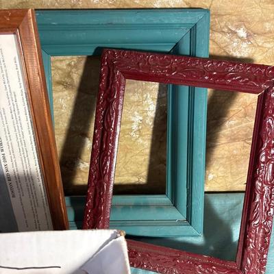 Sale Photo Thumbnail #736: Various sizes