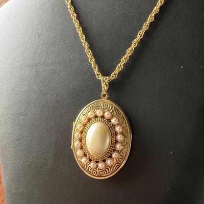 Sale Photo Thumbnail #188: See attached pictures