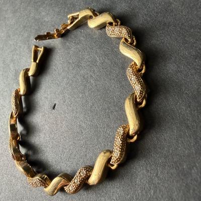 Sale Photo Thumbnail #231: See attached pictures