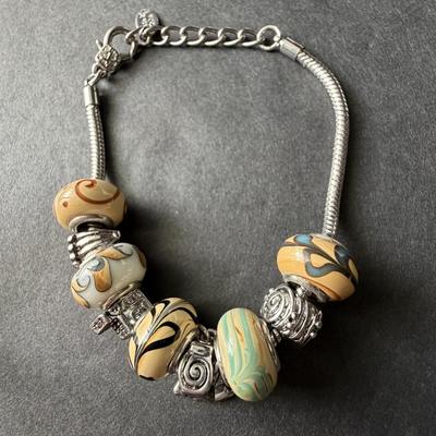 Sale Photo Thumbnail #261: See attached pictures