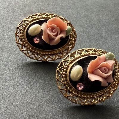 Sale Photo Thumbnail #289: See attached pictures