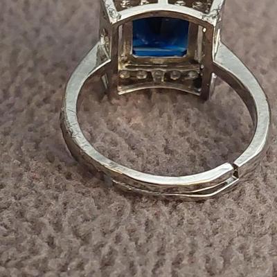 Fashion Ring Blue Square