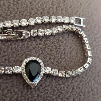 Fashion Bracelet Dark Stone