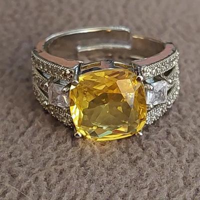 Fashion Ring Yellow
