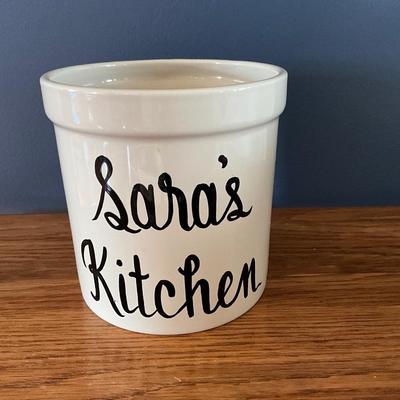 Sara’s Kitchen crock