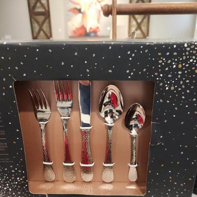 Sale Photo Thumbnail #17