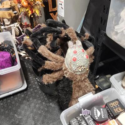 Sale Photo Thumbnail #130