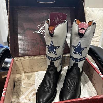 Sale Photo Thumbnail #172