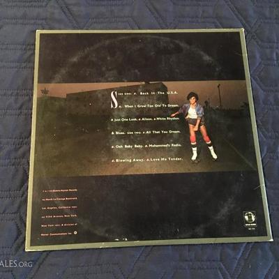"Living in the USA" Linda Ronstadt, Record (33)