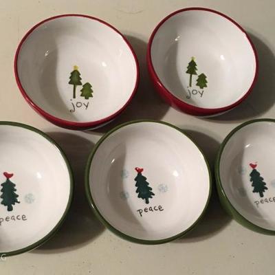 "Holiday Home" Plate and Ramikin Collection