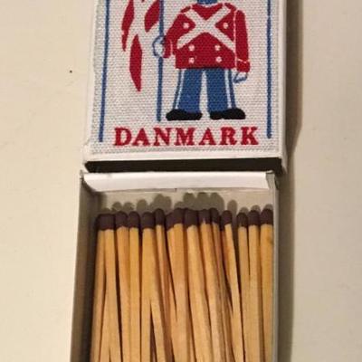 Danmark Fabric Covered Matchbox