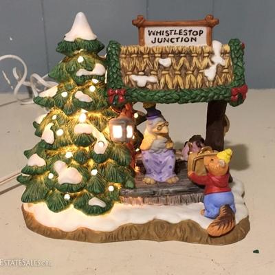 Fitz and Floyd "Holiday Hamlet" Enchanted Forest Collection 