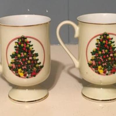 set of 4 Christmas Mugs