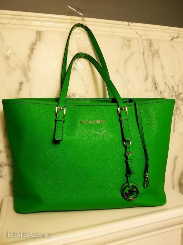 Michael Kors NWOT saffiano leather large tote lime bag Limited edition