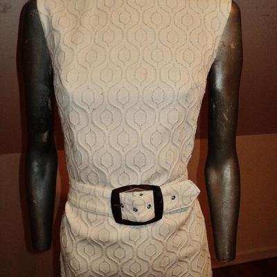 Vtg 1960's Cheongsam silver embroidered lame' maxi silver metal buckle belt