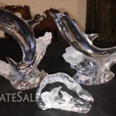 Glass Dolphines