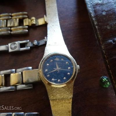 LOT #54 - Watch Lot