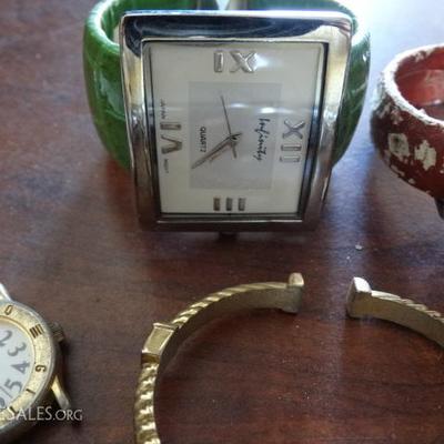 LOT #54 - Watch Lot