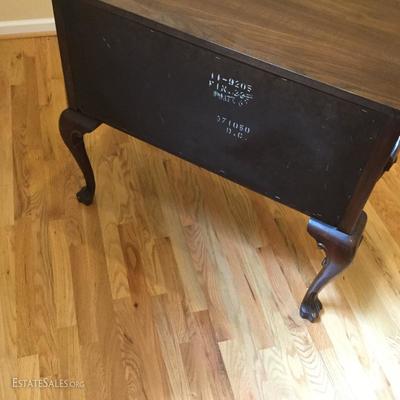 Lot 11 - Table/Sideboard by Ethan Allen 