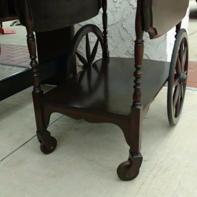 Antique Mahogony Tea Cart w/Glass Tray