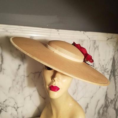 Vtg 1930's wide brim Platter tilt derby spectator straw hat millinery flowers 