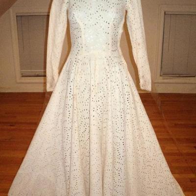 Vtg  1930-40"s embroidered eyelet  tea/garden midi full sweep dress hook & eye