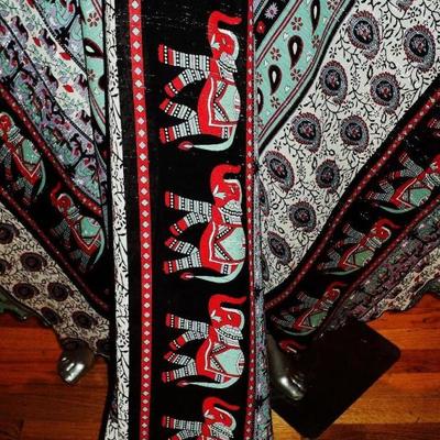 Vtg Boho chic Ethnic fluid lurex chiffon gown silkscreen elephant print