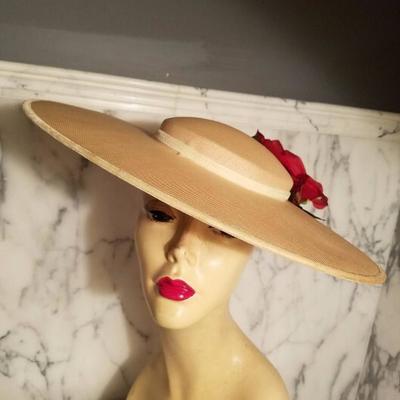 Vtg 1930's wide brim Platter tilt derby spectator straw hat millinery flowers 