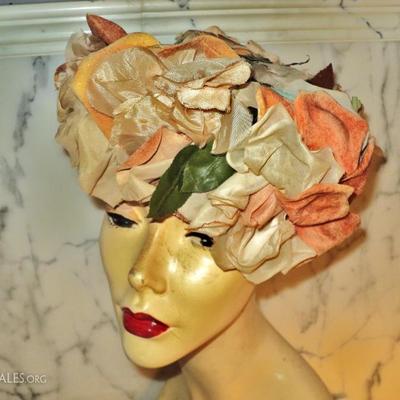 Vtg 1940's Toque hat Millinery silk/velour flowers satin lined
