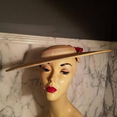 Vtg 1930's wide brim Platter tilt derby spectator straw hat millinery flowers 