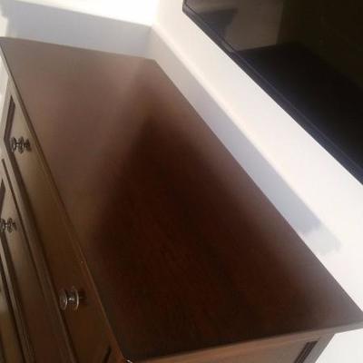7-Drawer Dresser with Mirror and Matching 5-Drawer Chest