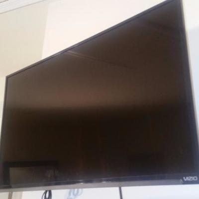 Vizio 39" Smart LED TV