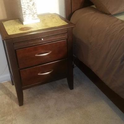 Queen panel bed with 1 matching nightstand