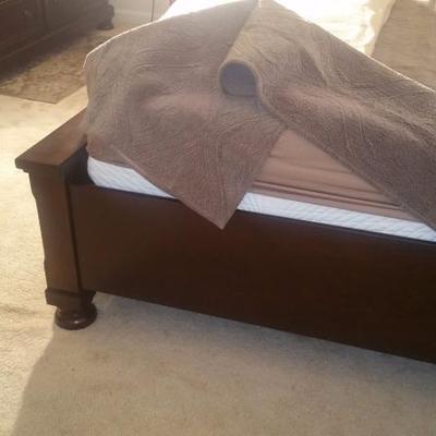 Queen Sleigh Bed with 2 Underneath Storage Drawers and 2 Matching Nightstands 