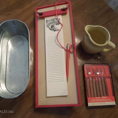 Mixed Lot of Kitchen Items