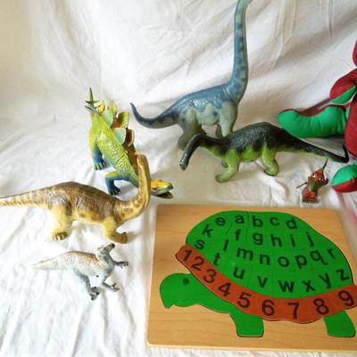 Early Childhood Teaching Lot of Dinosaurs and Puzzles