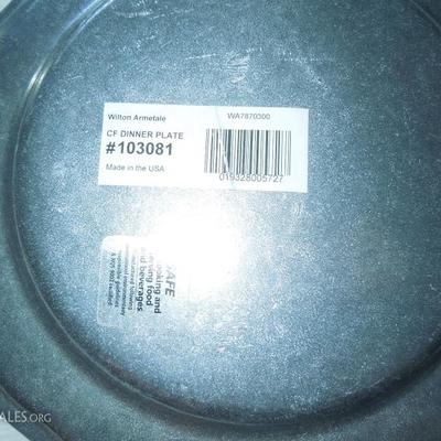 Set of 2 Matching Pewter Bowls and Plates