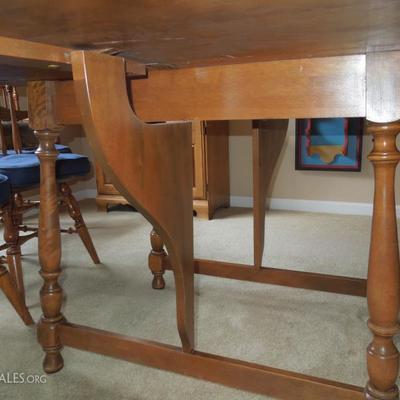 Vintage Ethan Allen Maple 56" Gate Leg Dining Table